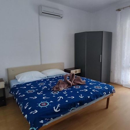 Villa Franic 사플루나라 외부 사진