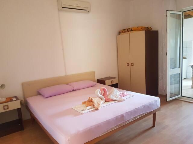 Villa Franic 사플루나라 외부 사진